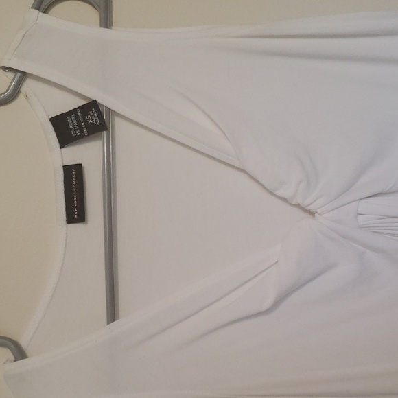 New York and Company Stretch white Sleeveless V neck dressy tank top - Picture 5 of 5